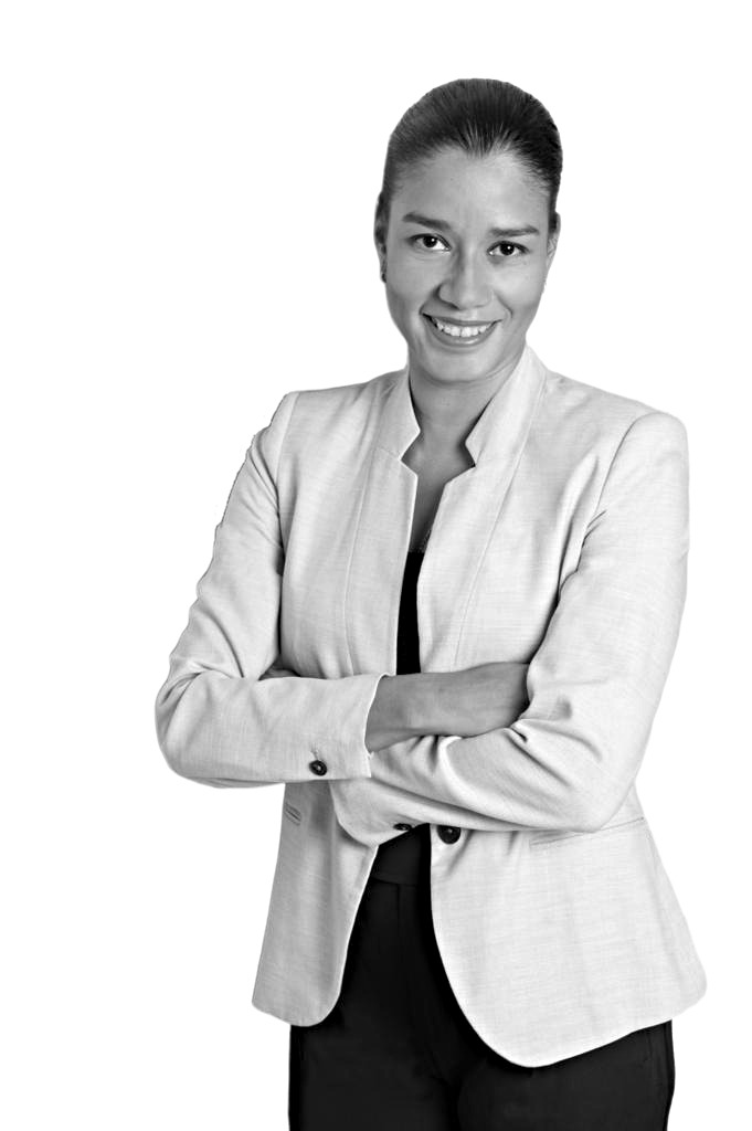 Karen lawyer Panama English, German, Spanish